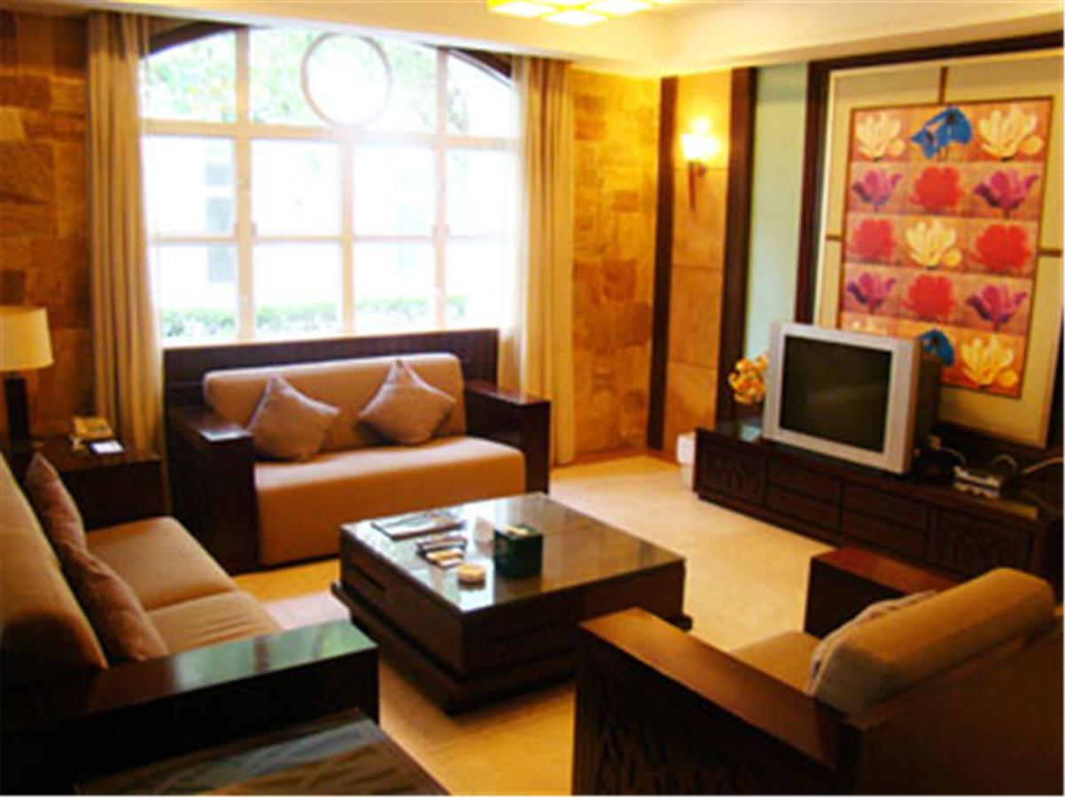 Clifford Golden Lake Hotel Foshan Esterno foto