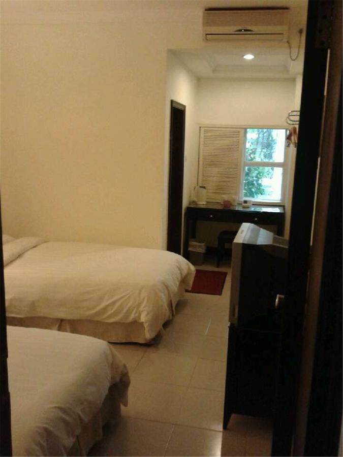 Clifford Golden Lake Hotel Foshan Esterno foto