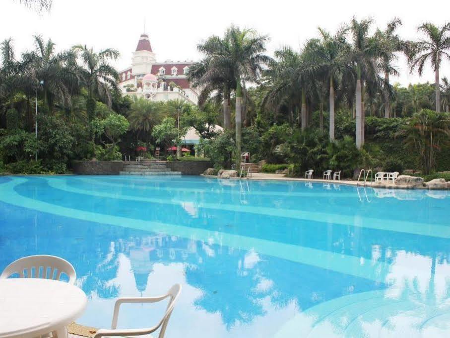 Clifford Golden Lake Hotel Foshan Esterno foto